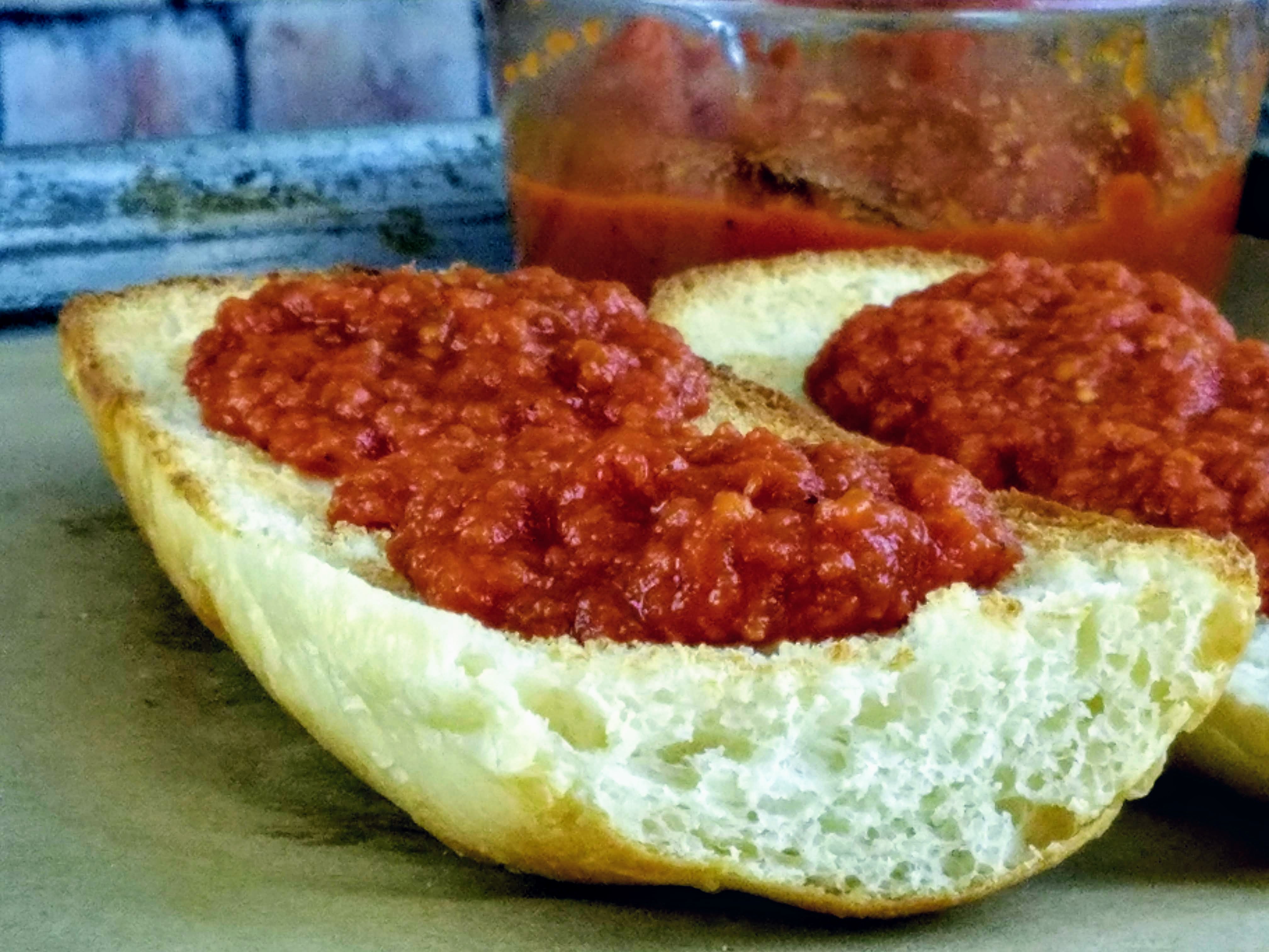 pizza sauce on french bread