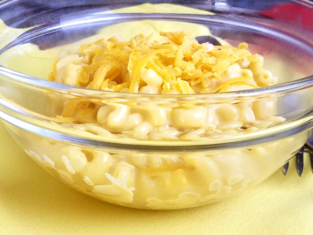 how are mac and cheese noodles made
